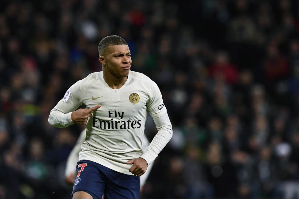 切尔西过去9次欧冠客战意大利球队仅1胜，近7次做客输6场